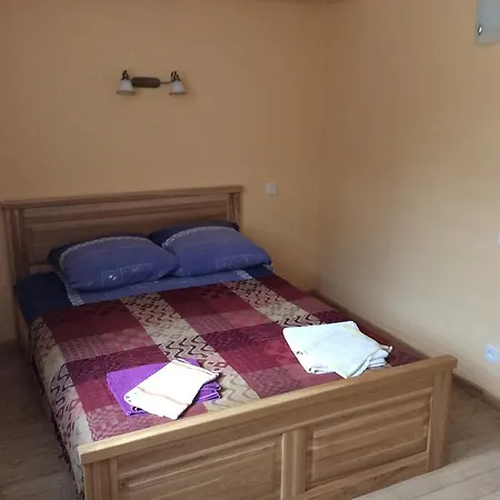 Roberto Гостевой дом Паланга